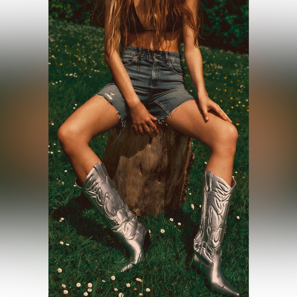 ZARA METALLIC COWBOY BOOTS SZ 6